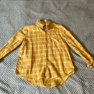 OshKosh B’gosh Used Long Sleeve Mustard Yellow Flannel Plaid Shirt Girls size 8